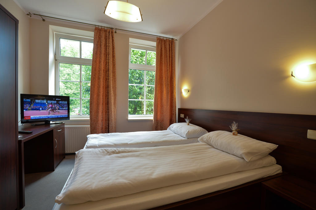 Hotel Cesarski - Kaiserhof Гіжицько Номер фото